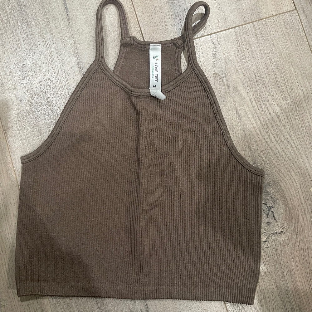 Sports top